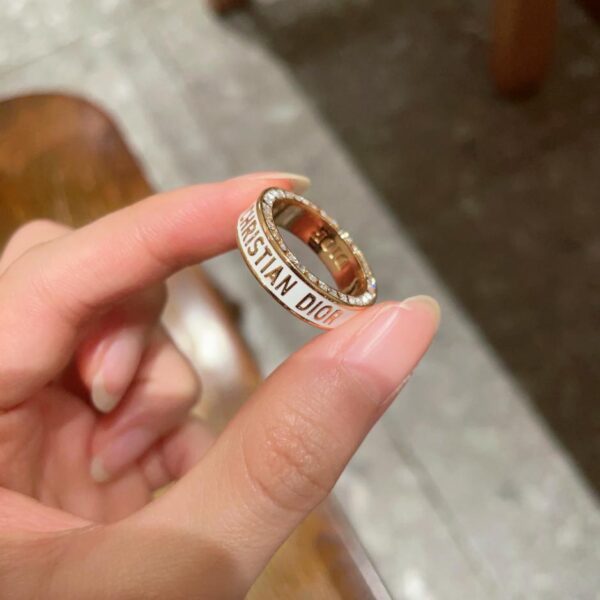 réplica,joyas,joyería,1:1,replica,fake,lujo,barato Anillo estilo serie DIOR con diamantes completos (81AF)
