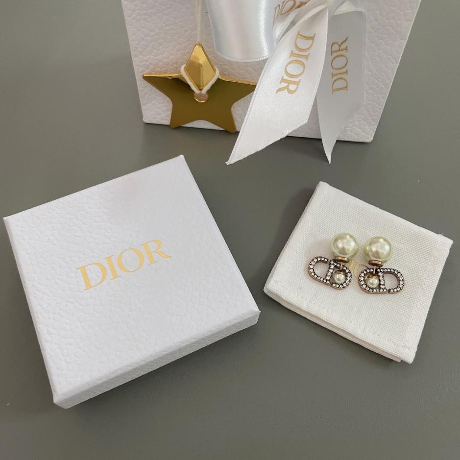 réplica,joyas,joyería,1:1,replica,fake,lujo,barato réplica,joyas,joyería,1:1,replica,fake,lujo,barato Aretes Dior Pearl CD (8037)