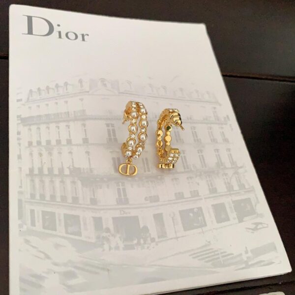 réplica,joyas,joyería,1:1,replica,fake,lujo,barato Los últimos ganchos para orejas de perlas y diamantes de Dior (F1C5)