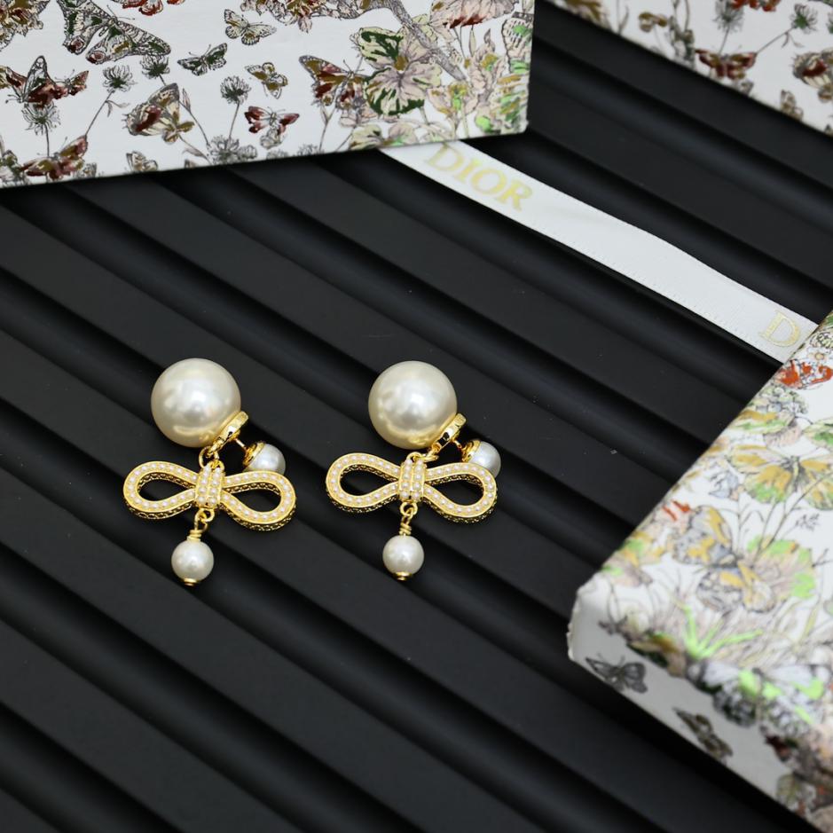 réplica,joyas,joyería,1:1,replica,fake,lujo,barato réplica,joyas,joyería,1:1,replica,fake,lujo,barato Dior 25 aretes de perlas con lazo de hadas populares (593F)
