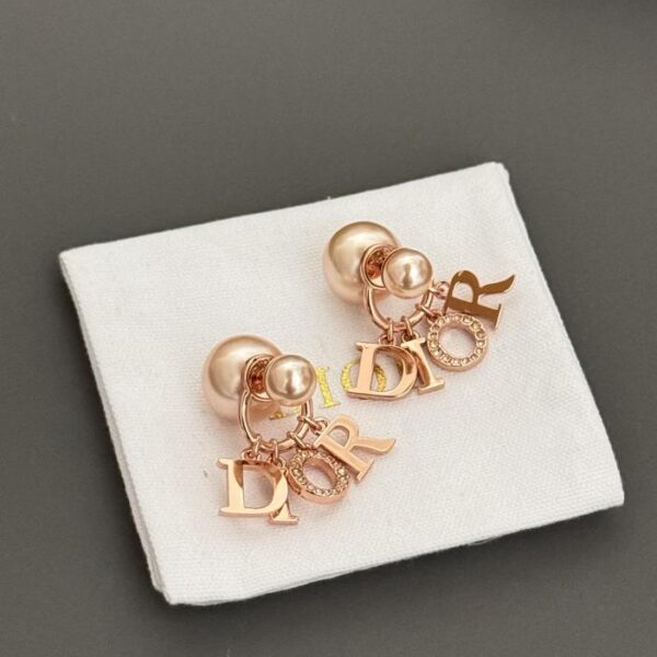 réplica,joyas,joyería,1:1,replica,fake,lujo,barato Aretes con accesorio de letra D en oro rosa Dior (722D)