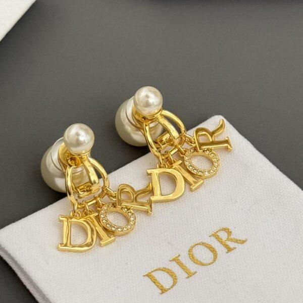 réplica,joyas,joyería,1:1,replica,fake,lujo,barato La última pulsera de perlas de doble capa resistente de Dior (478F)