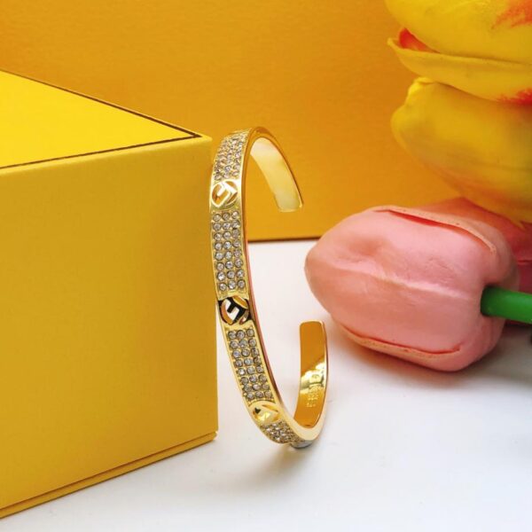 réplica,joyas,joyería,1:1,replica,fake,lujo,barato Pulsera Fendi F llena de estrellas, talla única (729F)