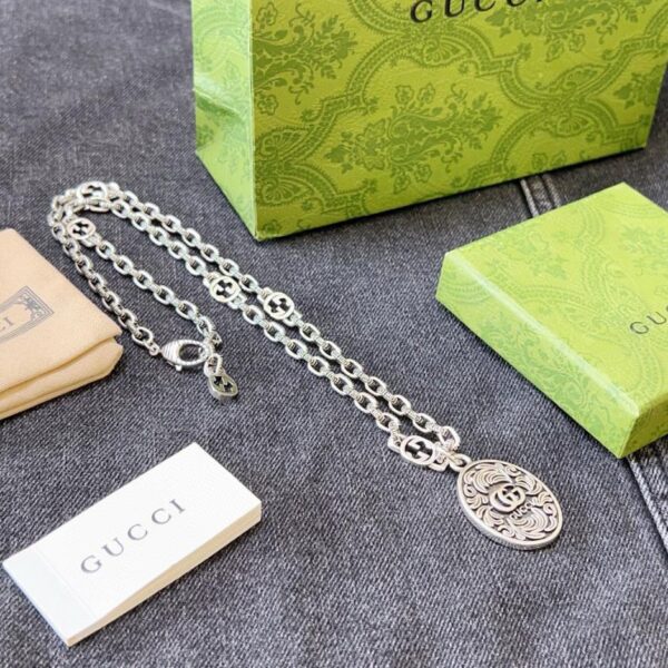 réplica,joyas,joyería,1:1,replica,fake,lujo,barato Collar Gucci, la última cadena para hombre que combina con el temperamento de la ropa de renombre (D12B)