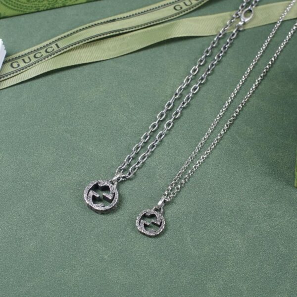 réplica,joyas,joyería,1:1,replica,fake,lujo,barato [Completamente plata de ley 925] Collar vintage con doble G entrelazada de Gucci Serie entrelazada (70BA)
