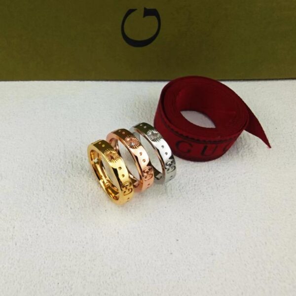 réplica,joyas,joyería,1:1,replica,fake,lujo,barato Aretes con borlas brillantes nuevos de Gucci (4B72)