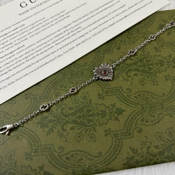réplica,joyas,joyería,1:1,replica,fake,lujo,barato Pulsera Gucci con gemas en forma de corazón Doble G (10A2)