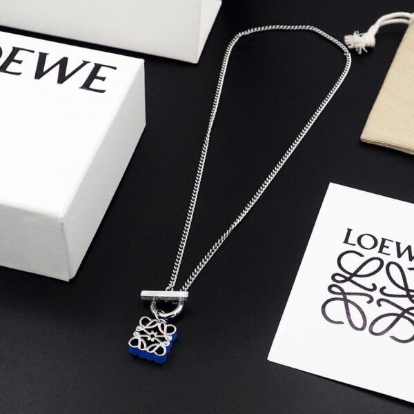 réplica,joyas,joyería,1:1,replica,fake,lujo,barato Loewe Collar con hebilla en T esmaltada de colores (95C4)