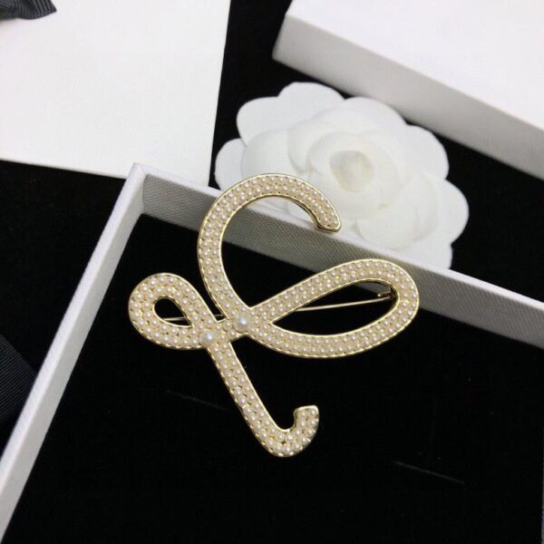 réplica,joyas,joyería,1:1,replica,fake,lujo,barato Collar con hebilla en T esmaltada de colores Loewe (F1F7)