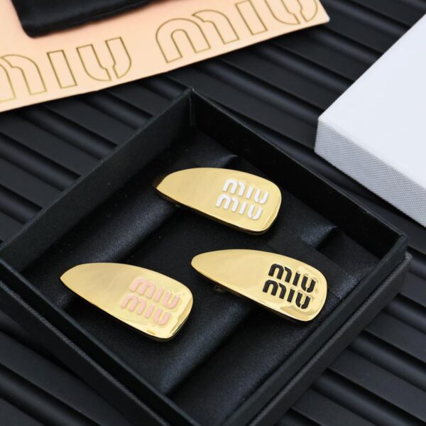 réplica,joyas,joyería,1:1,replica,fake,lujo,barato Miu miu nueva pinza para el pelo pequeña (14D5)