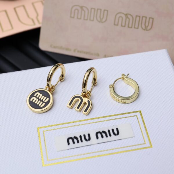 réplica,joyas,joyería,1:1,replica,fake,lujo,barato Conjunto de pendientes populares de tres piezas de Miu miu (CEC5)