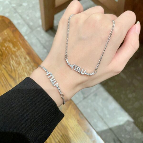 réplica,joyas,joyería,1:1,replica,fake,lujo,barato Miu miu collar con letras y diamantes (6C82)