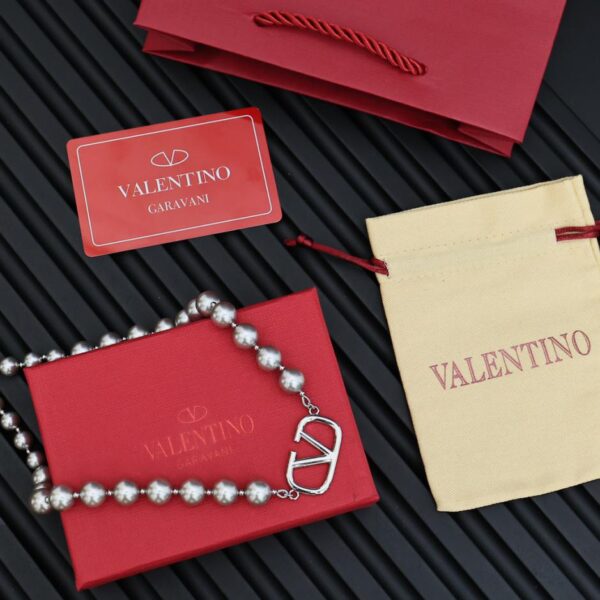 réplica,joyas,joyería,1:1,replica,fake,lujo,barato Valentino Collar Valentino con letras grises y perlas (CDF0)