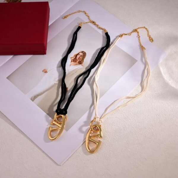 réplica,joyas,joyería,1:1,replica,fake,lujo,barato Valentino nuevo collar (AC3D)
