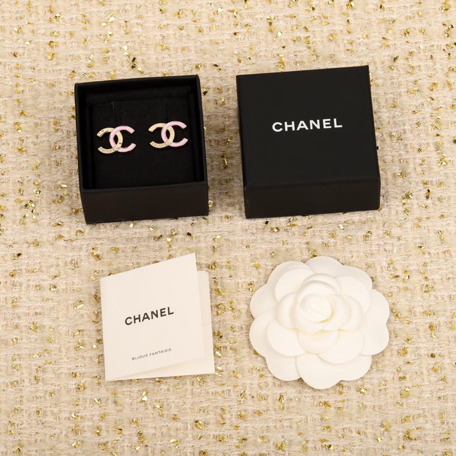 réplica,joyas,joyería,1:1,replica,fake,lujo,barato réplica,joyas,joyería,1:1,replica,fake,lujo,barato Aretes Chanel rosa con doble C