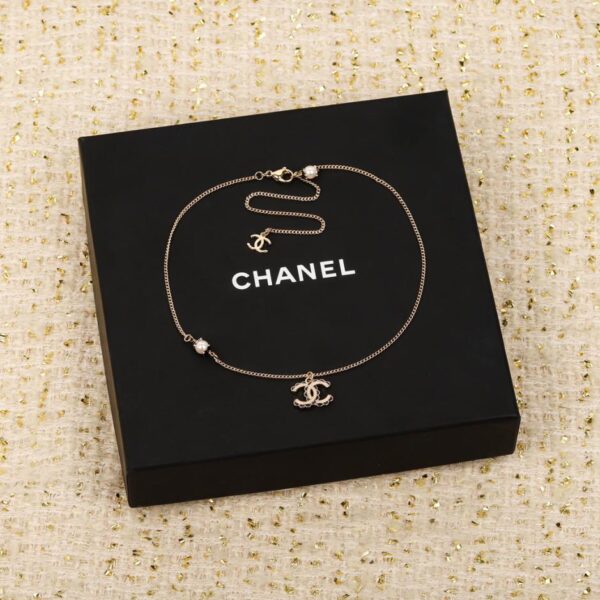 réplica,joyas,joyería,1:1,replica,fake,lujo,barato Pendientes Chanel con doble C hueca