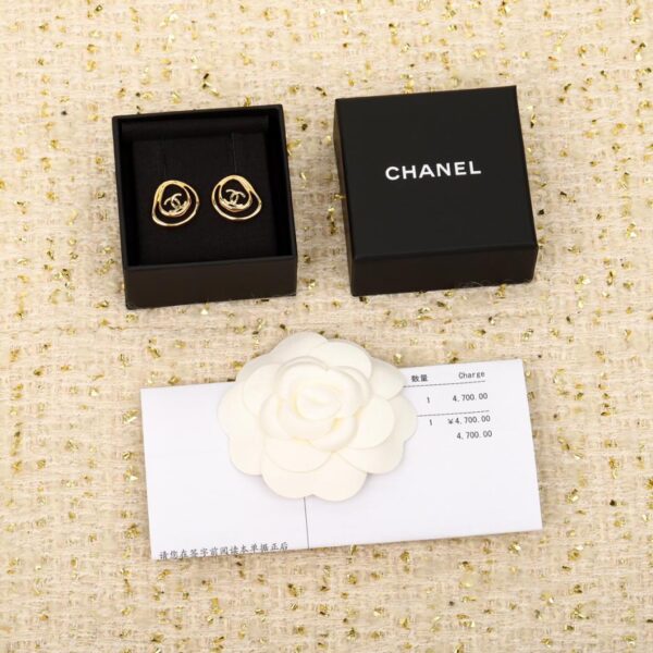réplica,joyas,joyería,1:1,replica,fake,lujo,barato Pendientes Chanel con doble C hueca