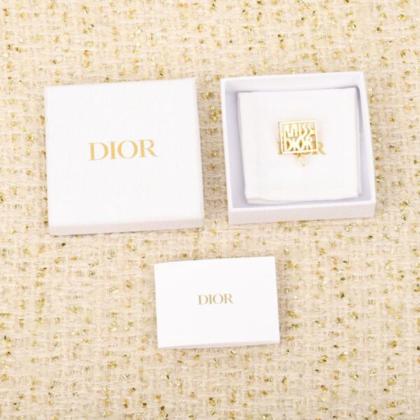 réplica,joyas,joyería,1:1,replica,fake,lujo,barato Broche Dior con cuentas cuadradas y letras huecas serie Miss D