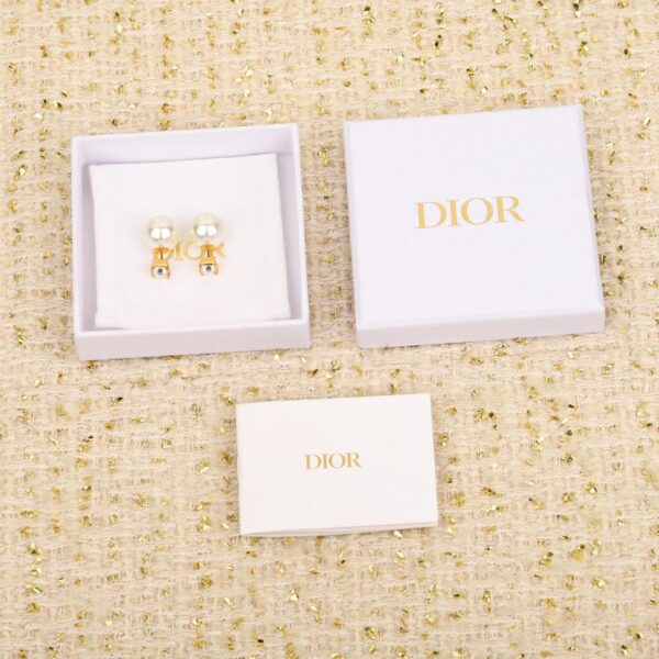 réplica,joyas,joyería,1:1,replica,fake,lujo,barato Dior nuevos pendientes de perlas con bloques de letras cuadradas