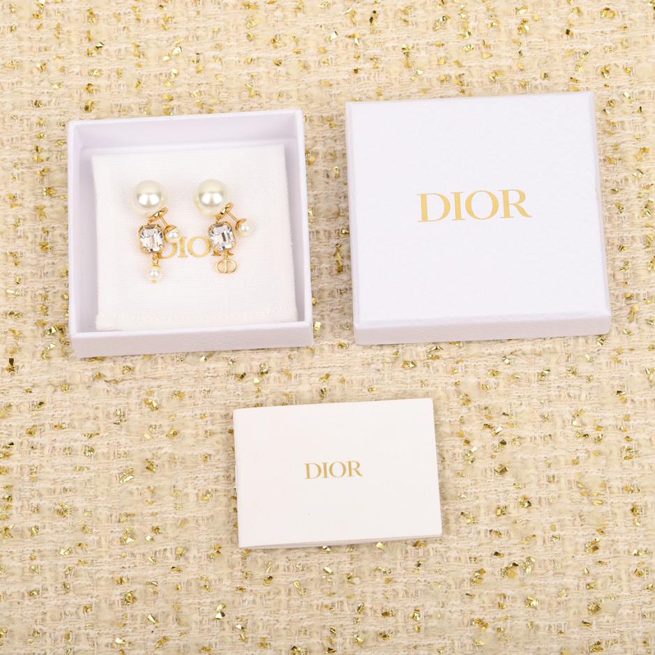 réplica,joyas,joyería,1:1,replica,fake,lujo,barato réplica,joyas,joyería,1:1,replica,fake,lujo,barato Pendientes Dior de perlas grandes y pequeñas con diamantes cuadrados