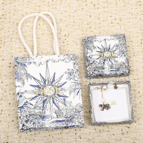 réplica,joyas,joyería,1:1,replica,fake,lujo,barato Pendientes Dior asimétricos con diamantes y flores de tigre