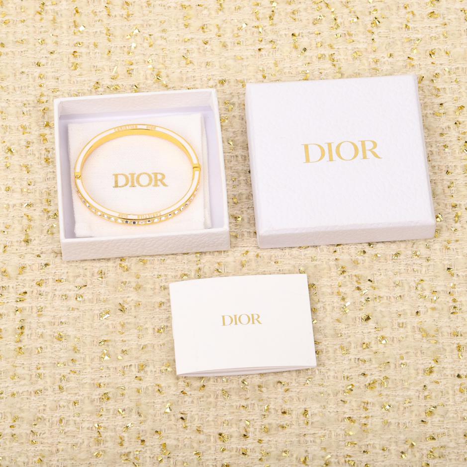 réplica,joyas,joyería,1:1,replica,fake,lujo,barato réplica,joyas,joyería,1:1,replica,fake,lujo,barato Pulsera de diamantes con goteo de aceite Dior