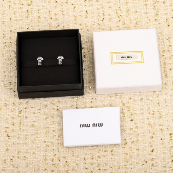 réplica,joyas,joyería,1:1,replica,fake,lujo,barato Pendientes Miu Miu con diamantes