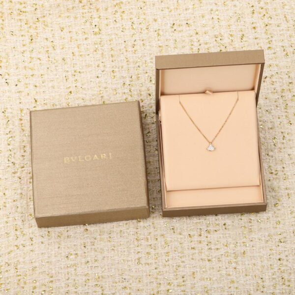 réplica,joyas,joyería,1:1,replica,fake,lujo,barato Collar con minifalda Bvlgari para el Día de San Valentín chino Serie DIVAS’ DREAM La rosa de 18 quilates se puede personalizar con oro real y diamantes