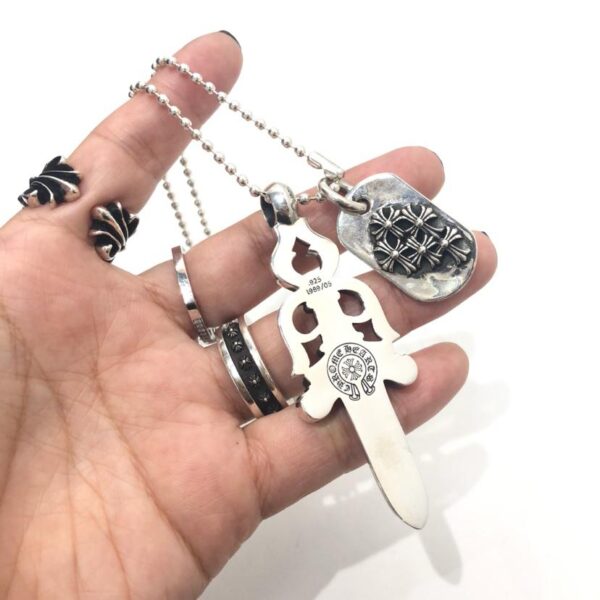 réplica,joyas,joyería,1:1,replica,fake,lujo,barato [Versión de mostrador] Mini collar de flores cruzadas de doble capa Chrome Hearts