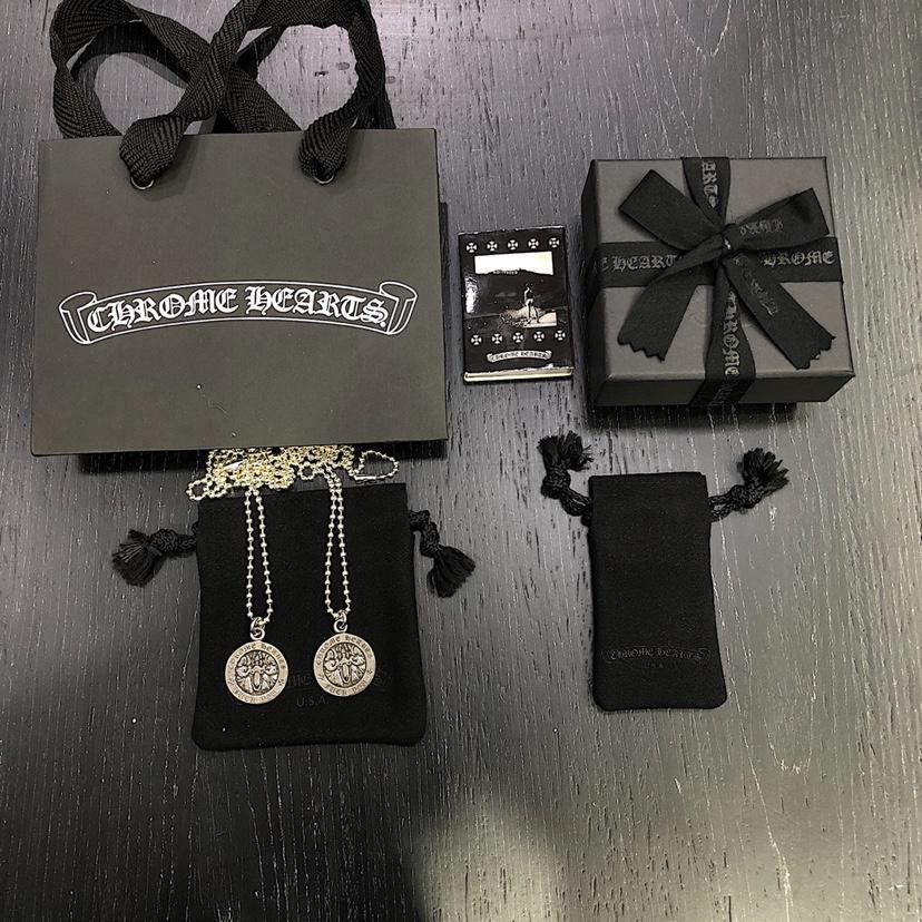 réplica,joyas,joyería,1:1,replica,fake,lujo,barato réplica,joyas,joyería,1:1,replica,fake,lujo,barato Collar de marca de ángel con espada de corazón de cuervo