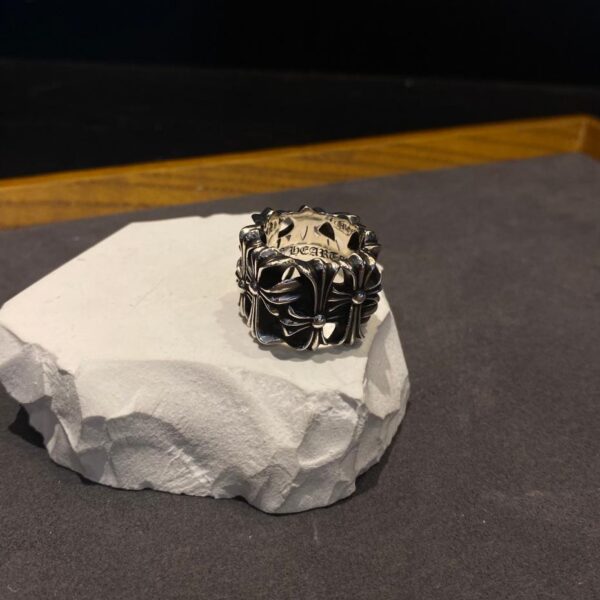 réplica,joyas,joyería,1:1,replica,fake,lujo,barato Anillo para tumba cuadrado con corazones cromados