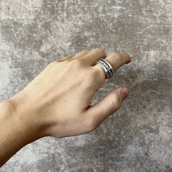 réplica,joyas,joyería,1:1,replica,fake,lujo,barato Anillo giratorio arabesco Chrome Hearts