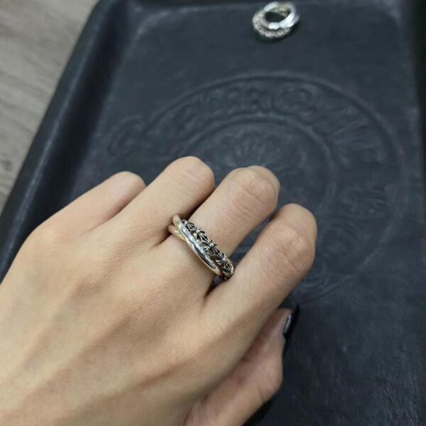 réplica,joyas,joyería,1:1,replica,fake,lujo,barato Anillo de tres círculos de corazones cromados