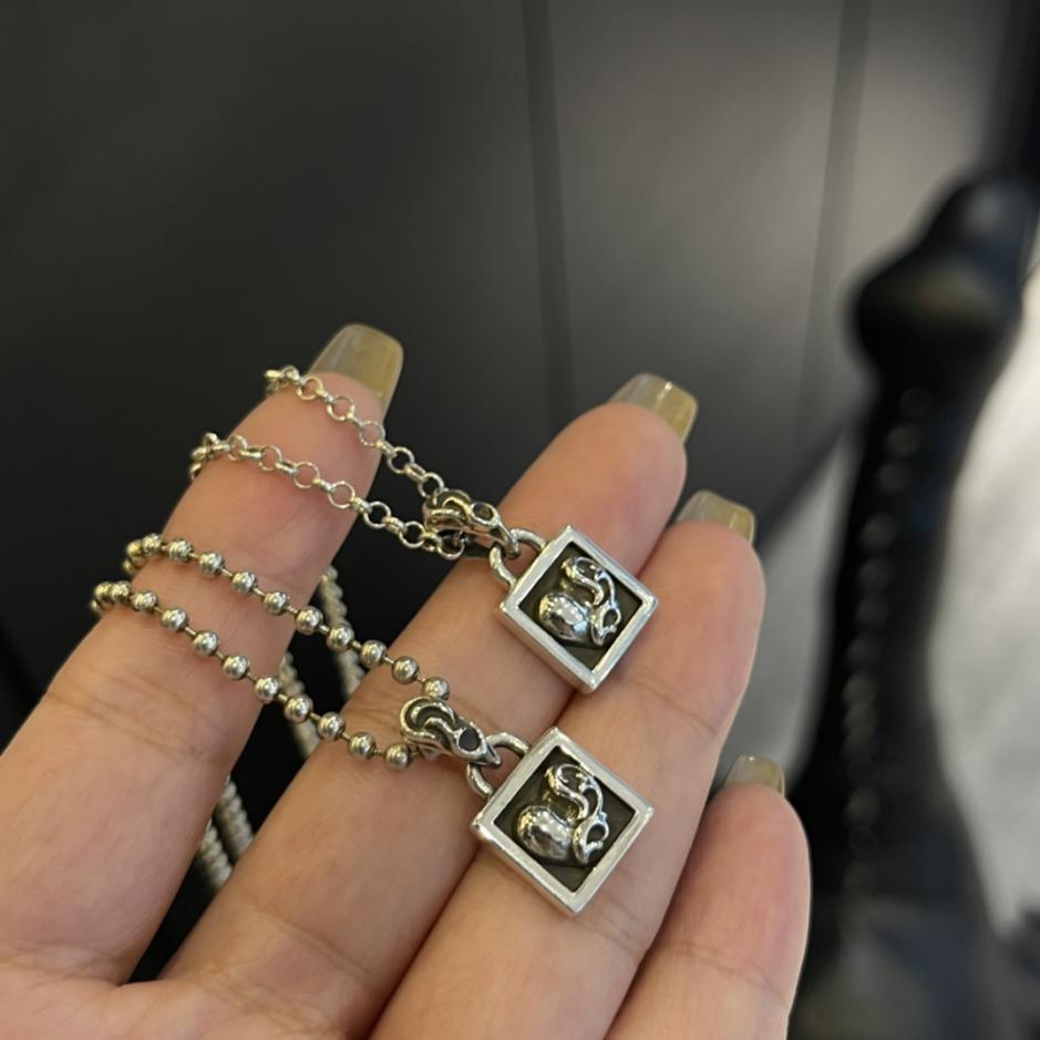 réplica,joyas,joyería,1:1,replica,fake,lujo,barato réplica,joyas,joyería,1:1,replica,fake,lujo,barato Collar Chrome Hearts cuadrado pequeño