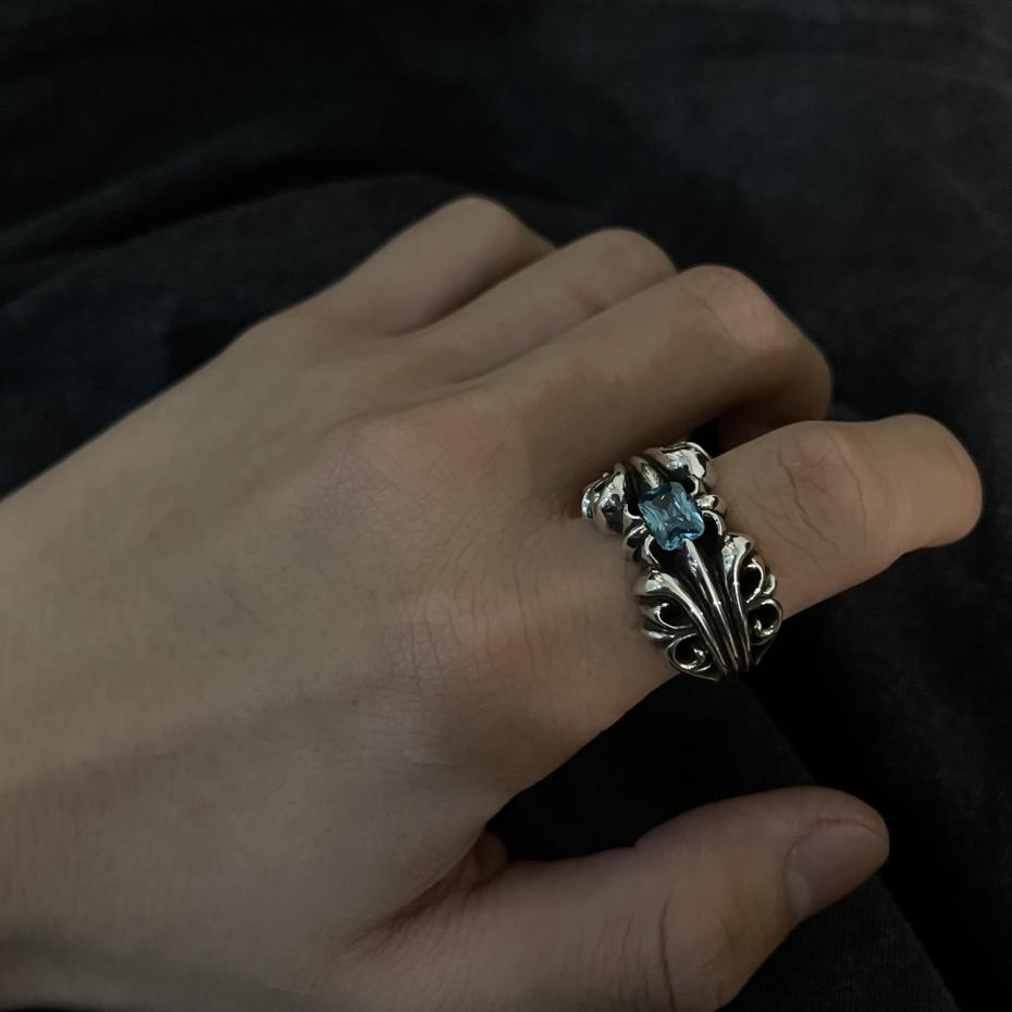 réplica,joyas,joyería,1:1,replica,fake,lujo,barato réplica,joyas,joyería,1:1,replica,fake,lujo,barato Anillo K&T con piedra de corazones cromados