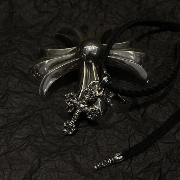 réplica,joyas,joyería,1:1,replica,fake,lujo,barato Collar trenzado de cordón de cuero con cruz de llamas Chrome Hearts