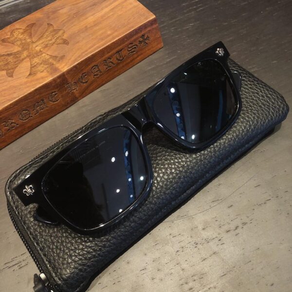 réplica,joyas,joyería,1:1,replica,fake,lujo,barato Chrome Hearts Lu Yi gafas de sol con montura negra