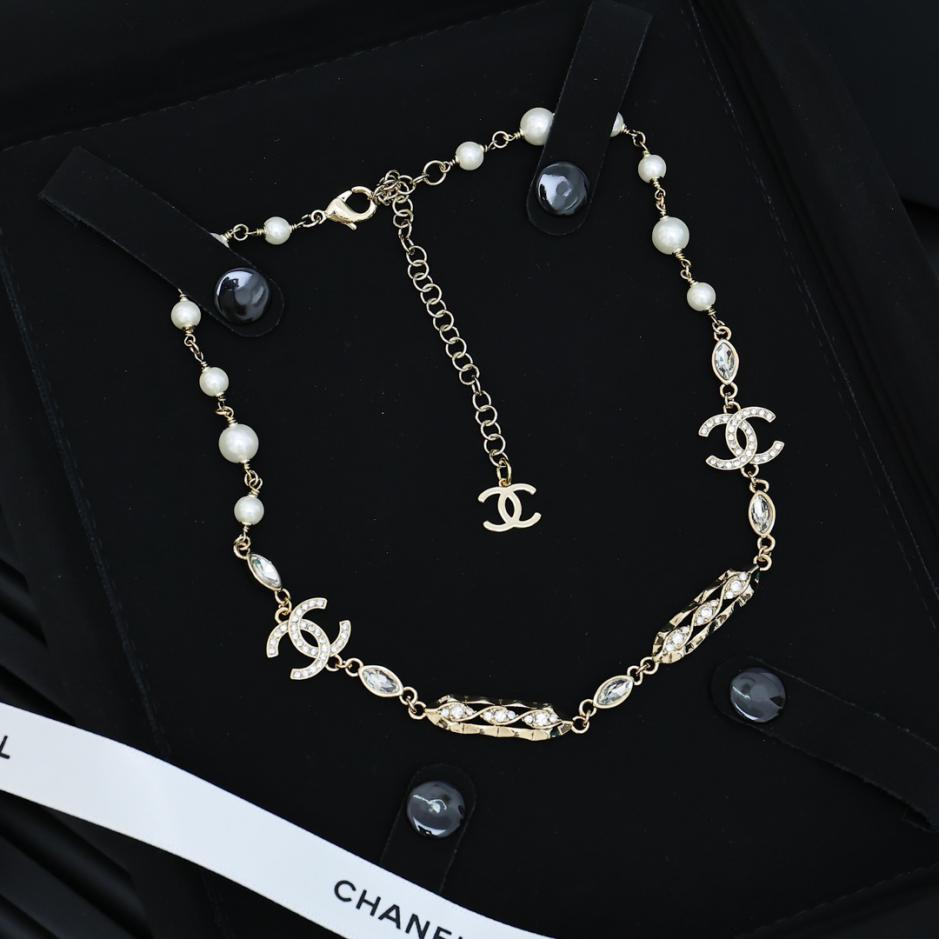 réplica,joyas,joyería,1:1,replica,fake,lujo,barato réplica,joyas,joyería,1:1,replica,fake,lujo,barato Collar con doble C y diamantes completos con patrón de ondas de Chanel (1482)
