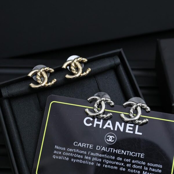réplica,joyas,joyería,1:1,replica,fake,lujo,barato Pendientes con patrón de torsión irregular Chanel doble c EA2D)