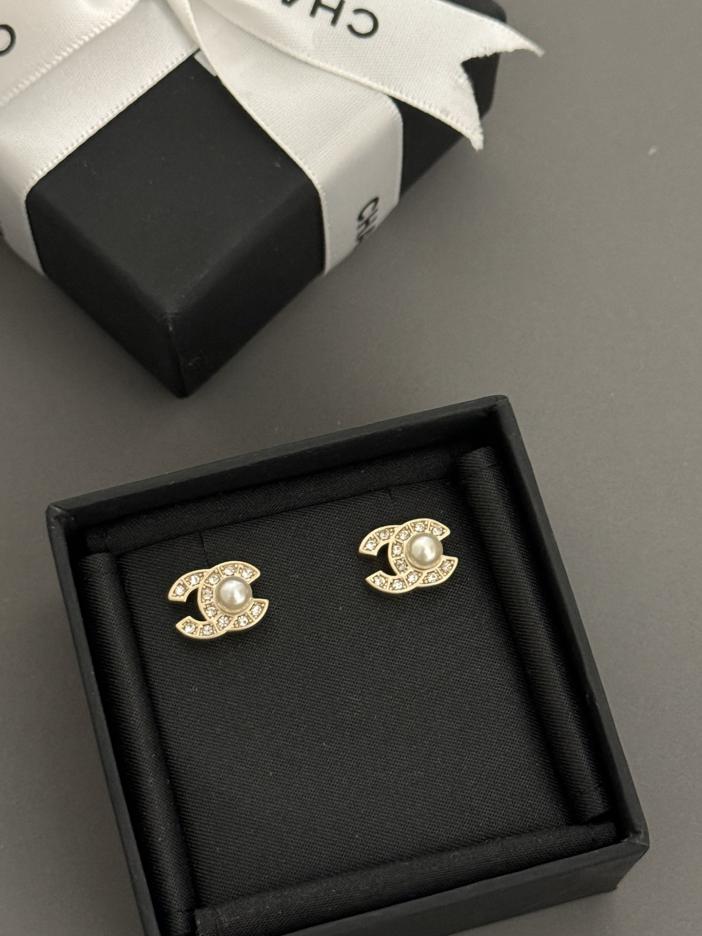 réplica,joyas,joyería,1:1,replica,fake,lujo,barato réplica,joyas,joyería,1:1,replica,fake,lujo,barato Pendientes mini nuevos de Chanel (3E0E)