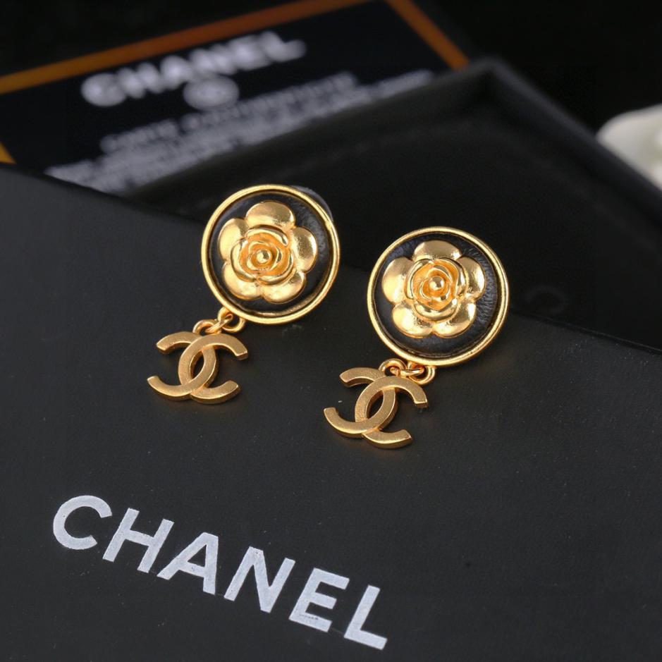 réplica,joyas,joyería,1:1,replica,fake,lujo,barato réplica,joyas,joyería,1:1,replica,fake,lujo,barato Pendientes Chanel nuevos camelia (0623)