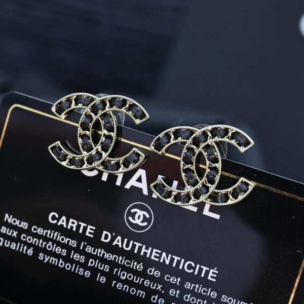 réplica,joyas,joyería,1:1,replica,fake,lujo,barato Pendientes Chanel nuevos de piel de oveja (70FE)