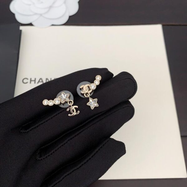 réplica,joyas,joyería,1:1,replica,fake,lujo,barato Los últimos aretes asimétricos con estrella de cinco puntas de Chanel (3BF8)
