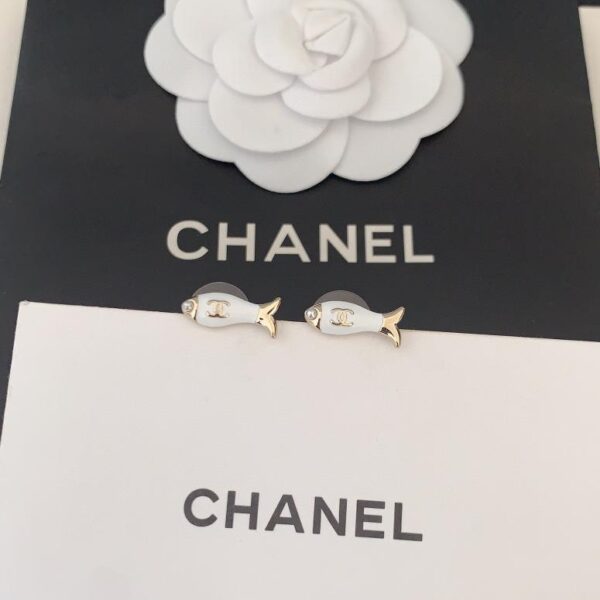 réplica,joyas,joyería,1:1,replica,fake,lujo,barato Chanel últimos pendientes mini peces blancos (E8AB)
