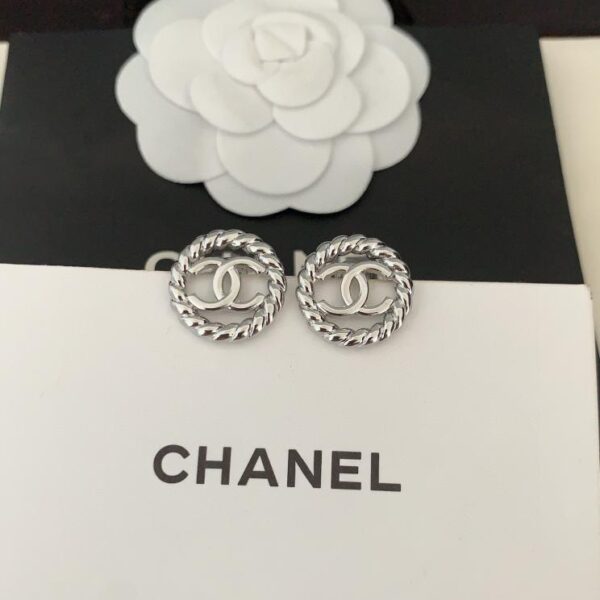 réplica,joyas,joyería,1:1,replica,fake,lujo,barato Chanel últimos pendientes redondos huecos de oro blanco (6E6C)