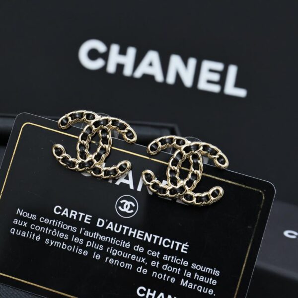 réplica,joyas,joyería,1:1,replica,fake,lujo,barato Aretes Chanel de cuero negro y oro con doble C (A33B)