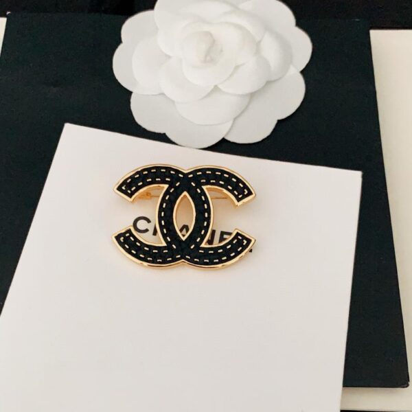 réplica,joyas,joyería,1:1,replica,fake,lujo,barato Chanel últimos pendientes de botella de perfume de cuero negro (B269)