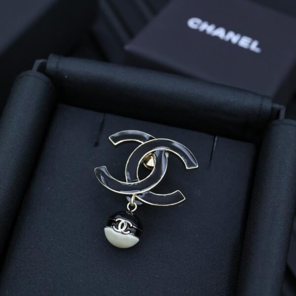 réplica,joyas,joyería,1:1,replica,fake,lujo,barato Pendientes Chanel con diamantes doble C (F47F)