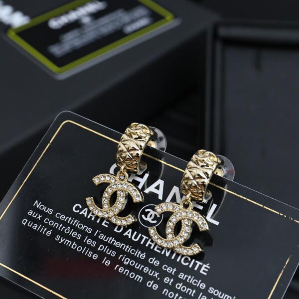 réplica,joyas,joyería,1:1,replica,fake,lujo,barato Pendientes Chanel con diamantes doble C (F47F)