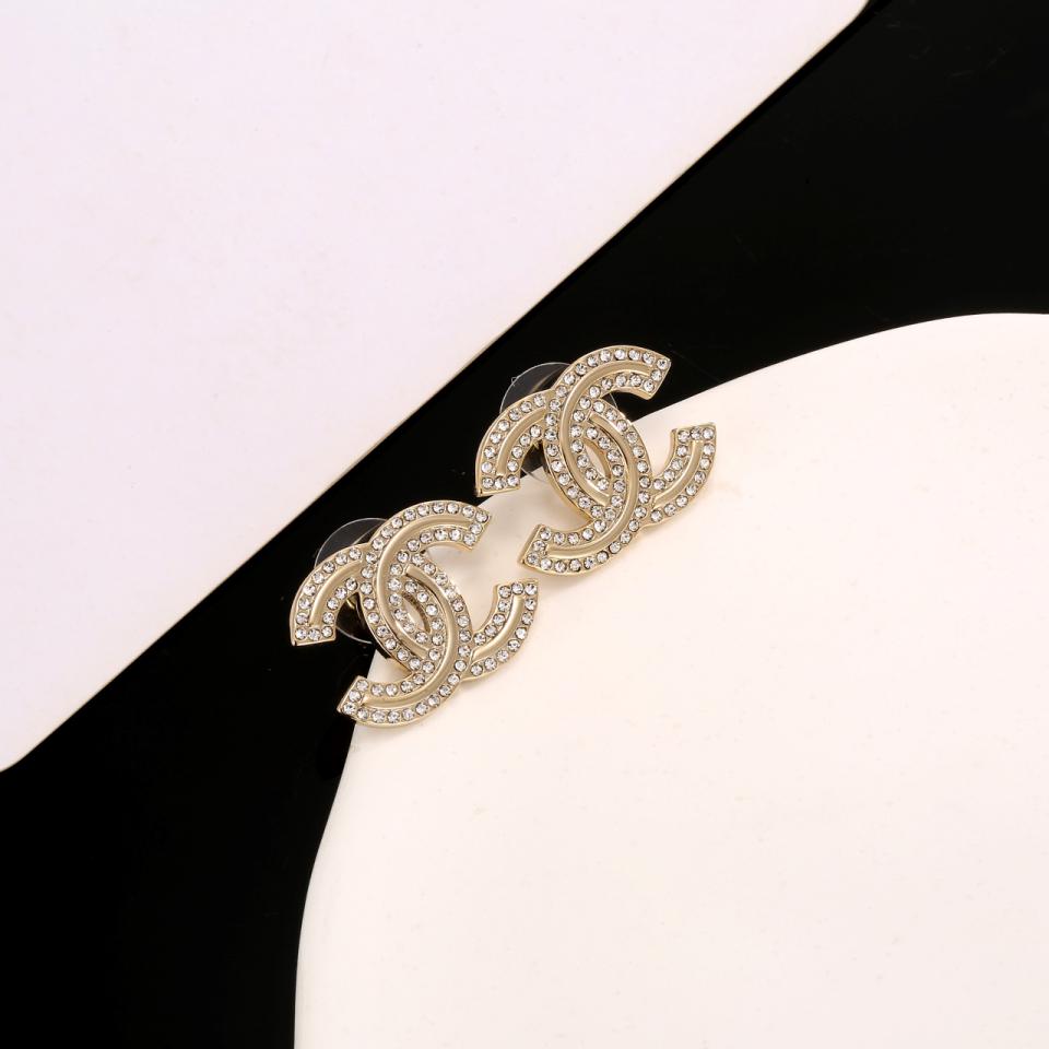 réplica,joyas,joyería,1:1,replica,fake,lujo,barato réplica,joyas,joyería,1:1,replica,fake,lujo,barato Aretes de oro Chanel (D428)